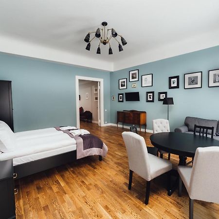 Sherlock Apartments Riga Luaran gambar