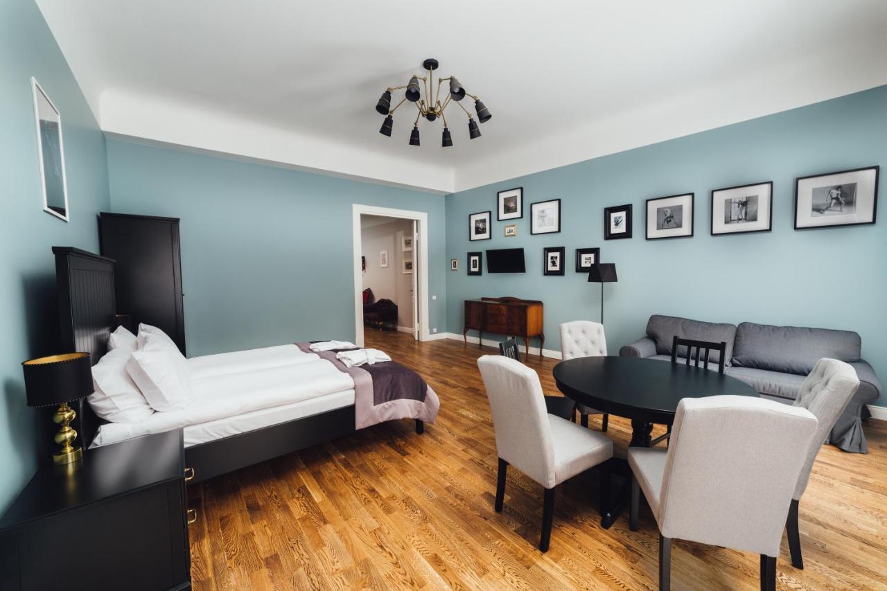 Sherlock Apartments Riga Luaran gambar