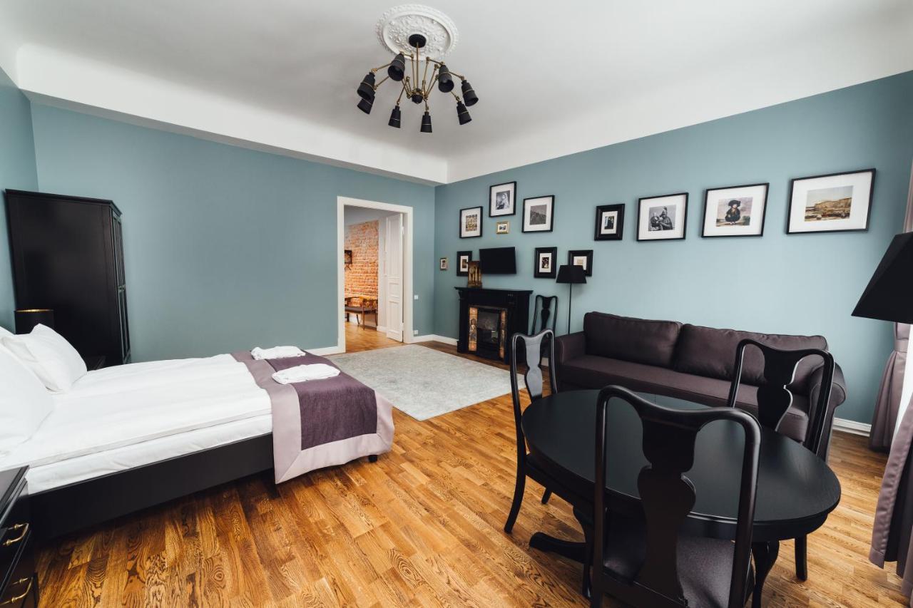 Sherlock Apartments Riga Luaran gambar